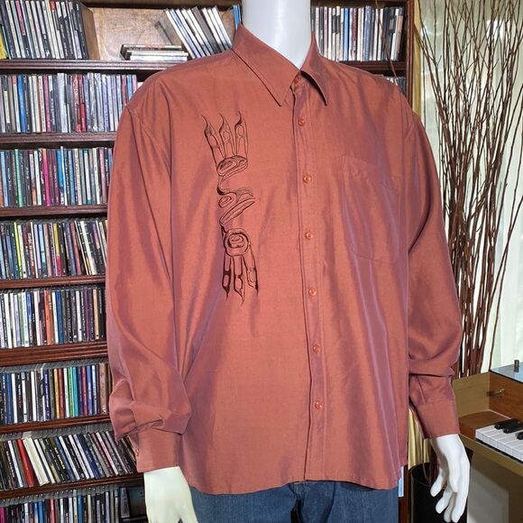 Dorothy Grant Haida First Nations Embroidered Casual Dress Shirt Raven - Picture 3 of 11